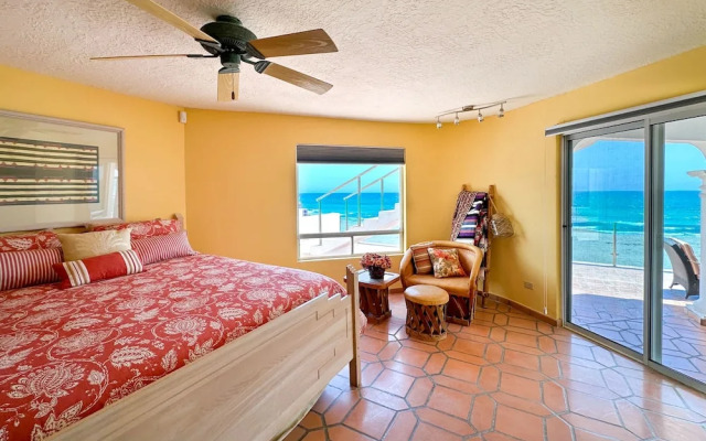 Your Beachfront Escape Close to Everything