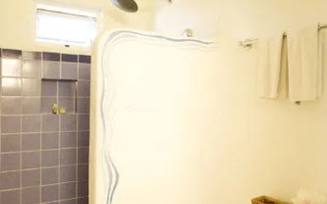 Aqualuna Boutique by Sunrise