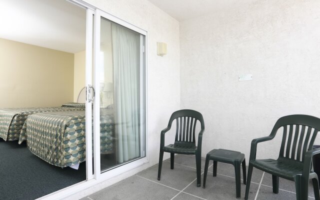 Riviera Resorts & Suites