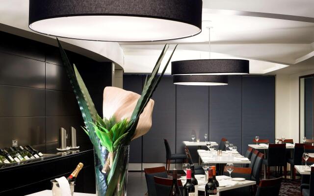Quay West Suites Melbourne