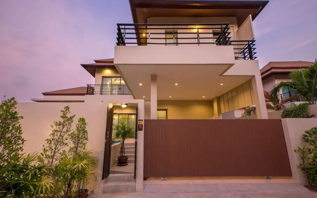 Villa Sula by Tropiclook