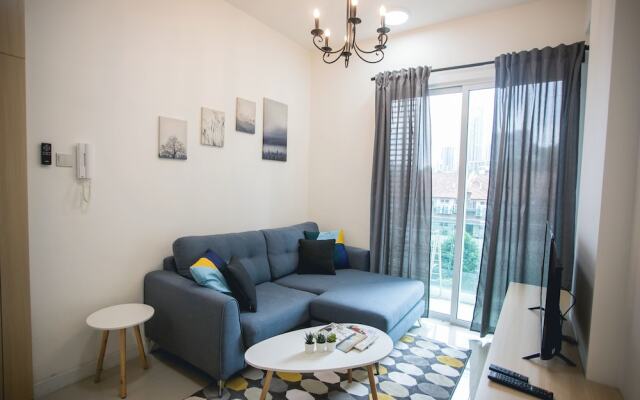 Suria North Kiara 52Hz Homestay