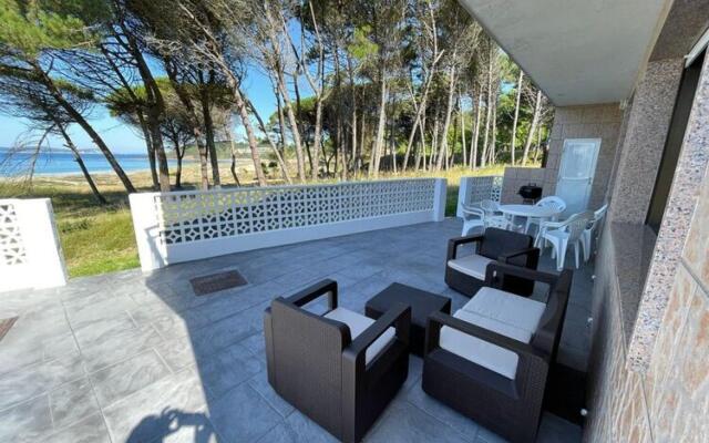 Comfortable Apartment in Sanxenxo with Terrace