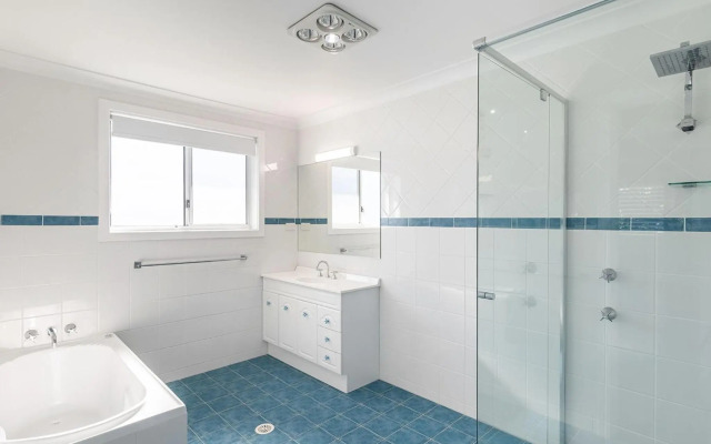 Dolphin Lagoon 196 Soldiers Pt Rd Luxury Escape