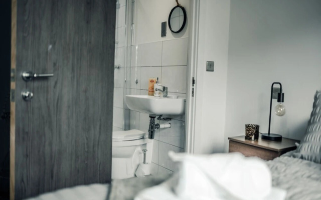 Bv Luxury Apartment Conditioning House