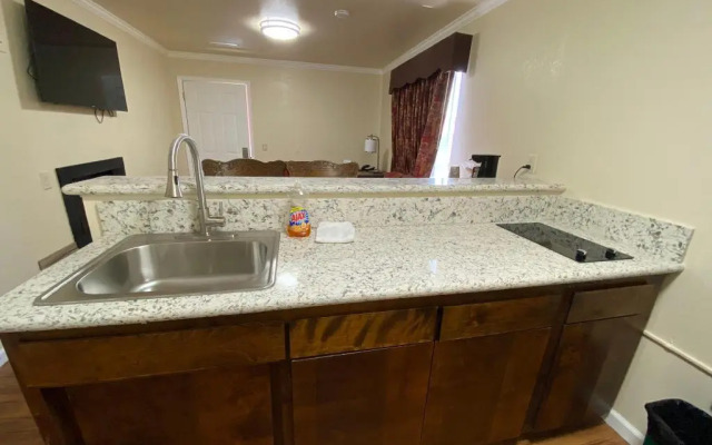 Beachwalker Inn and Suites