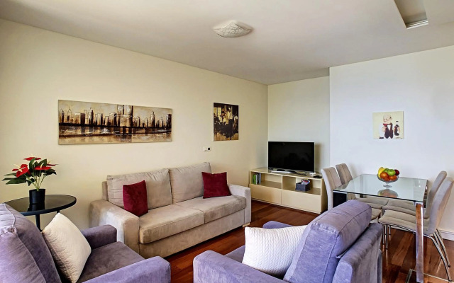 Vila Formosa Top View by MHM