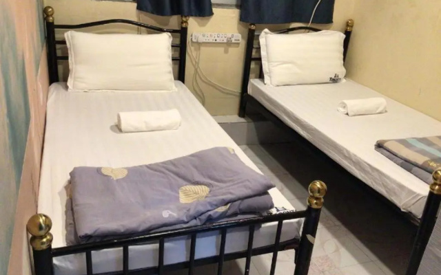 Reliance Inn Guest House – Guest Rooms – Kowloon