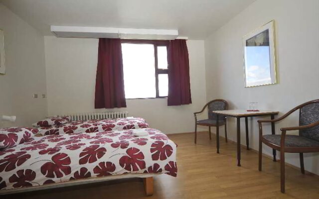 Hotel Húni