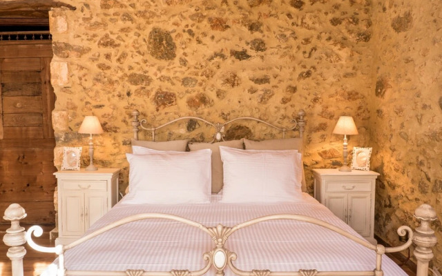 Villa Malaxa and Suites