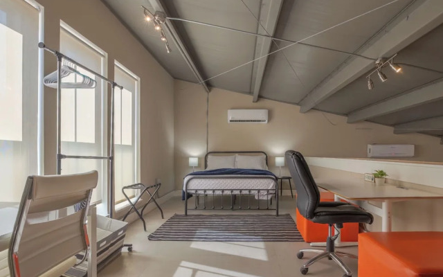 Gorgeous Guesthouse Near Amazing Downtown