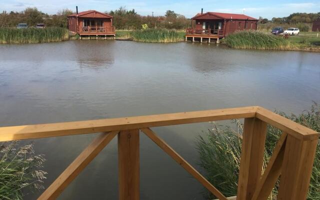 Lakeside Fishing Lodges