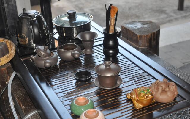 Lijiang Warm Flowers Guesthouse