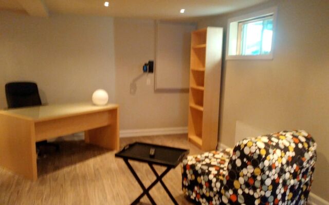 Studio in Blainville, With Wifi
