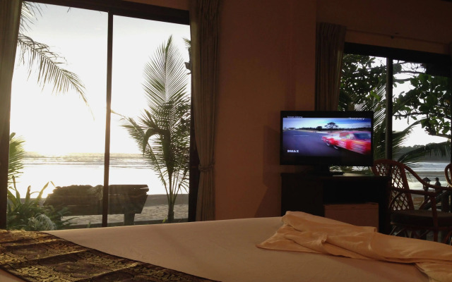 Noble House Beach Resort
