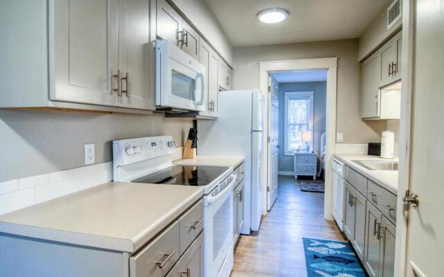 Courtyard #114 Condo