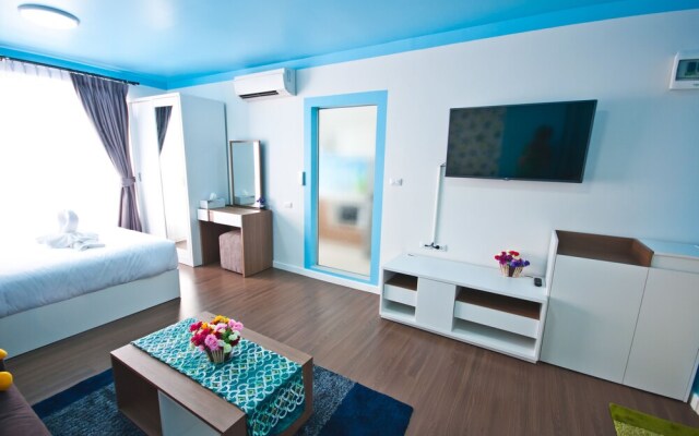 Baan Imm Aim Huahin by Alice