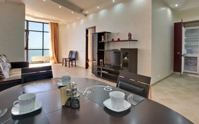 На Благодатной Улице