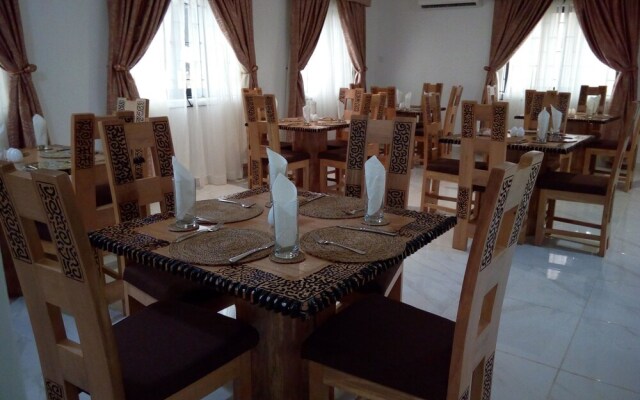 Royal Resorts Ibadan