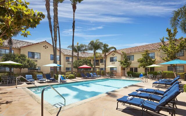 Hilton Garden Inn Valencia Six Flags