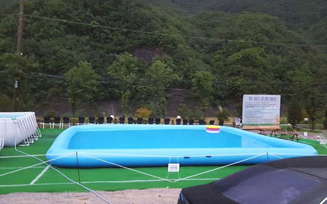 Yeongwol Dong-river Glamping&pension