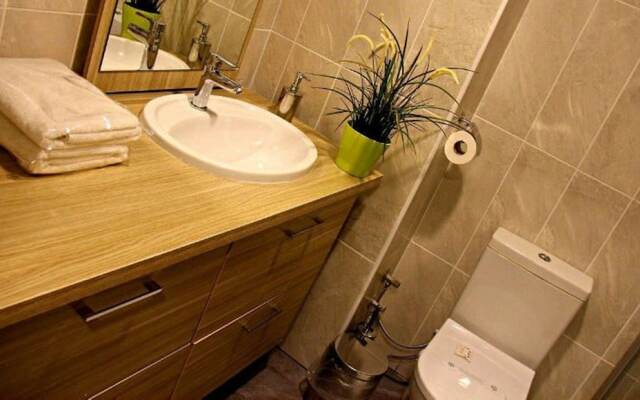 Live Suites