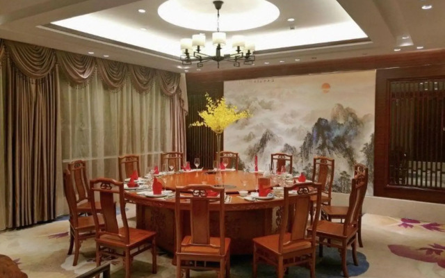 Honglin Hotel