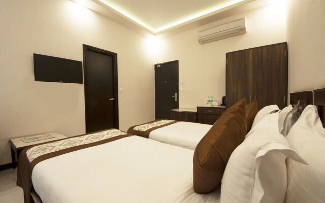 Hotel Presidency Blu Udaipur