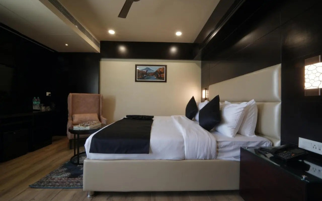 Hotel Vivan Pinnacle