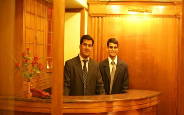 Hotel Sangeet