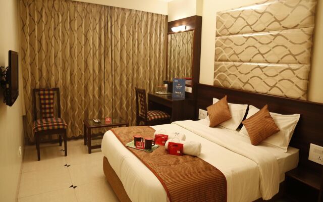 OYO 2726 Hotel Elegant