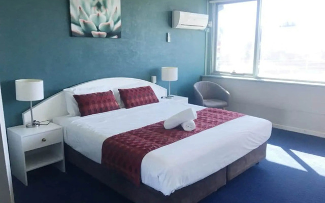 Parkdale Motor Inn