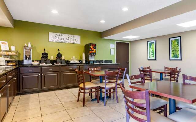 Sleep Inn I-95 North Savannah