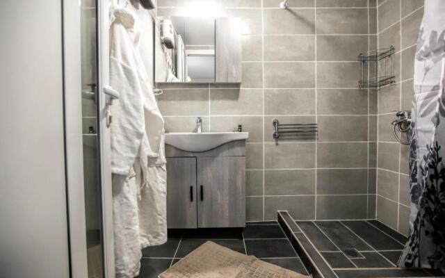 Del Sol #1 Meteora Luxurious Family Suites