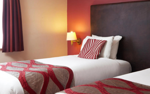 The Fieldhead Hotel by Greene King Inns