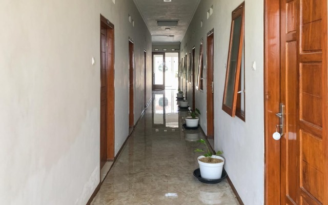 RedDoorz Syariah near Batu Night Spectacular 2