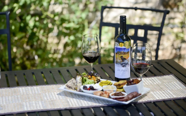 Reillys Wines Heritage Cottages