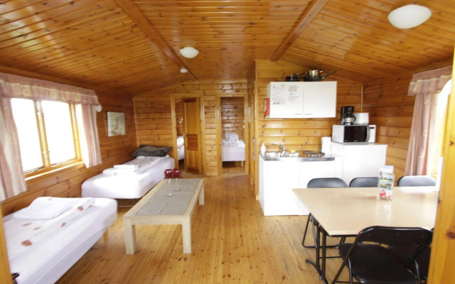 Hellisholar Cottages