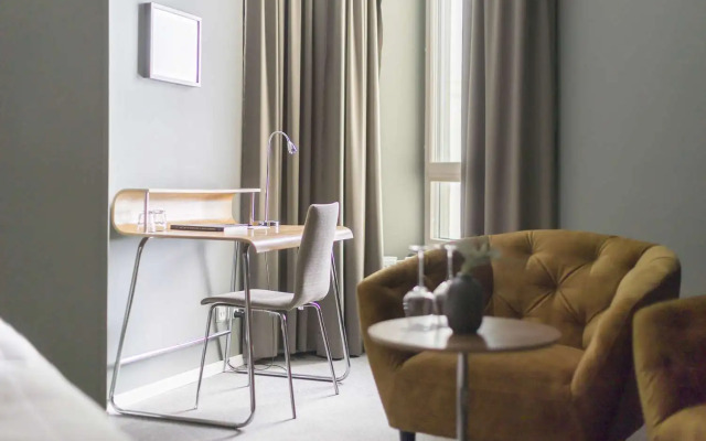 Best Western Hotel River C