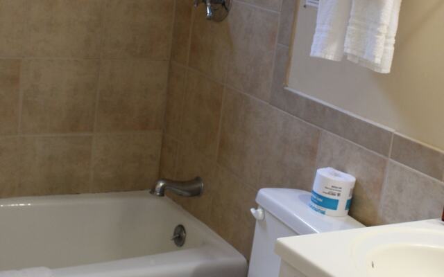 Catskill Seasons Inn