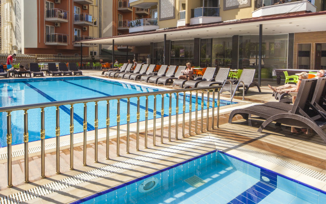 Kleopatra Ada Beach Hotel