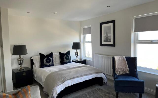 Seafront Luxury Apartment