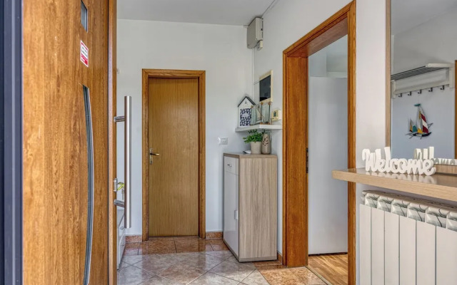 Small Holiday Home Jakara 5