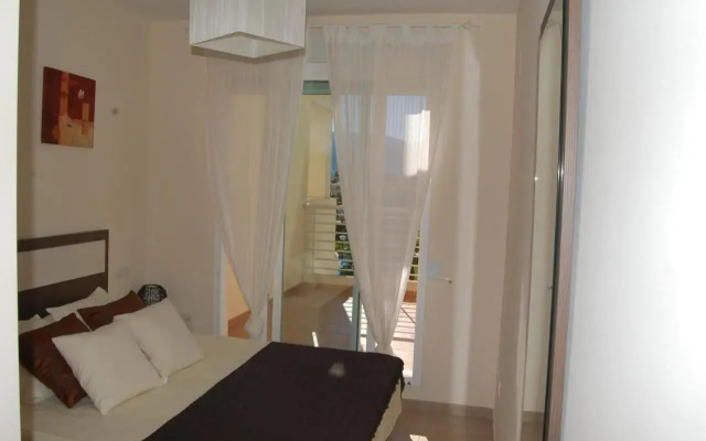 Coll Verd Apartment