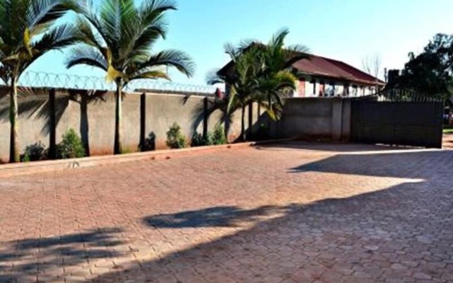 Mak Cottages