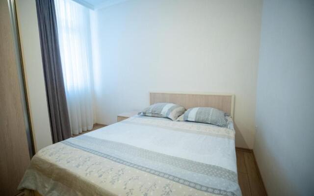 Apartment on Melikishvili 51
