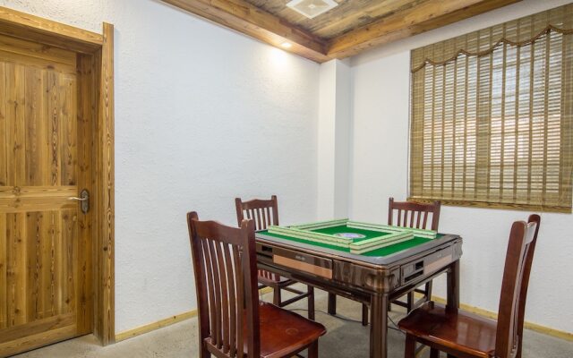 Floral Hotel · Mo Gan Tian QuanMogan Mountain