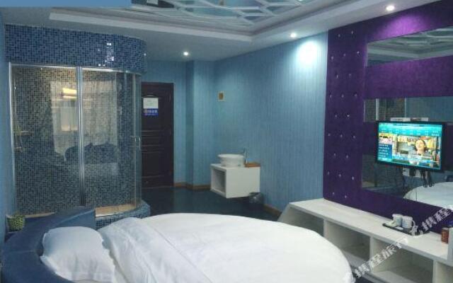 Yihe Express Chain Hotel (Zhenjiang South High-speed Railway Station)