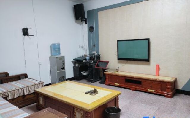 Tianjin Happy Farmhouse