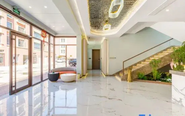 Changdao Heyu Light Luxury Hotel